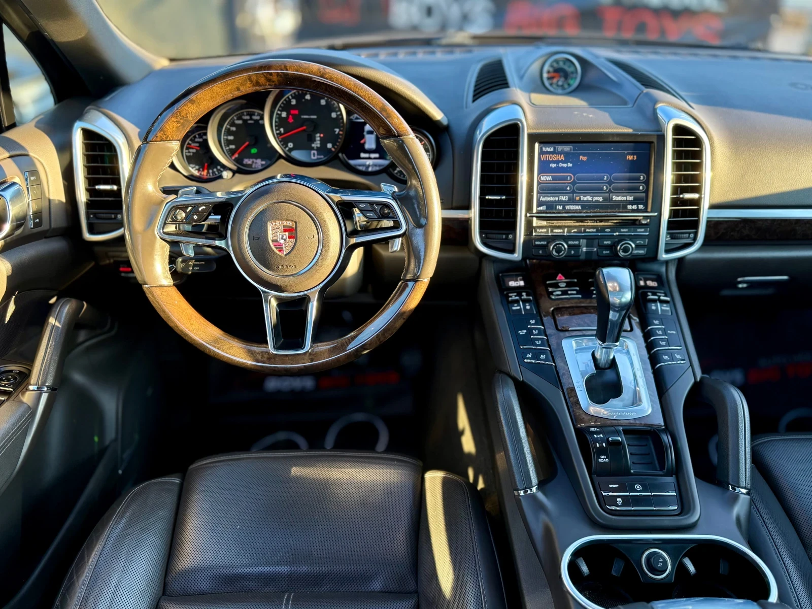 Porsche Cayenne FullMAX* EditionOne* GTS* Панорама* Обдухвоне* BOS, снимка 9 - Автомобили и джипове - 54589694