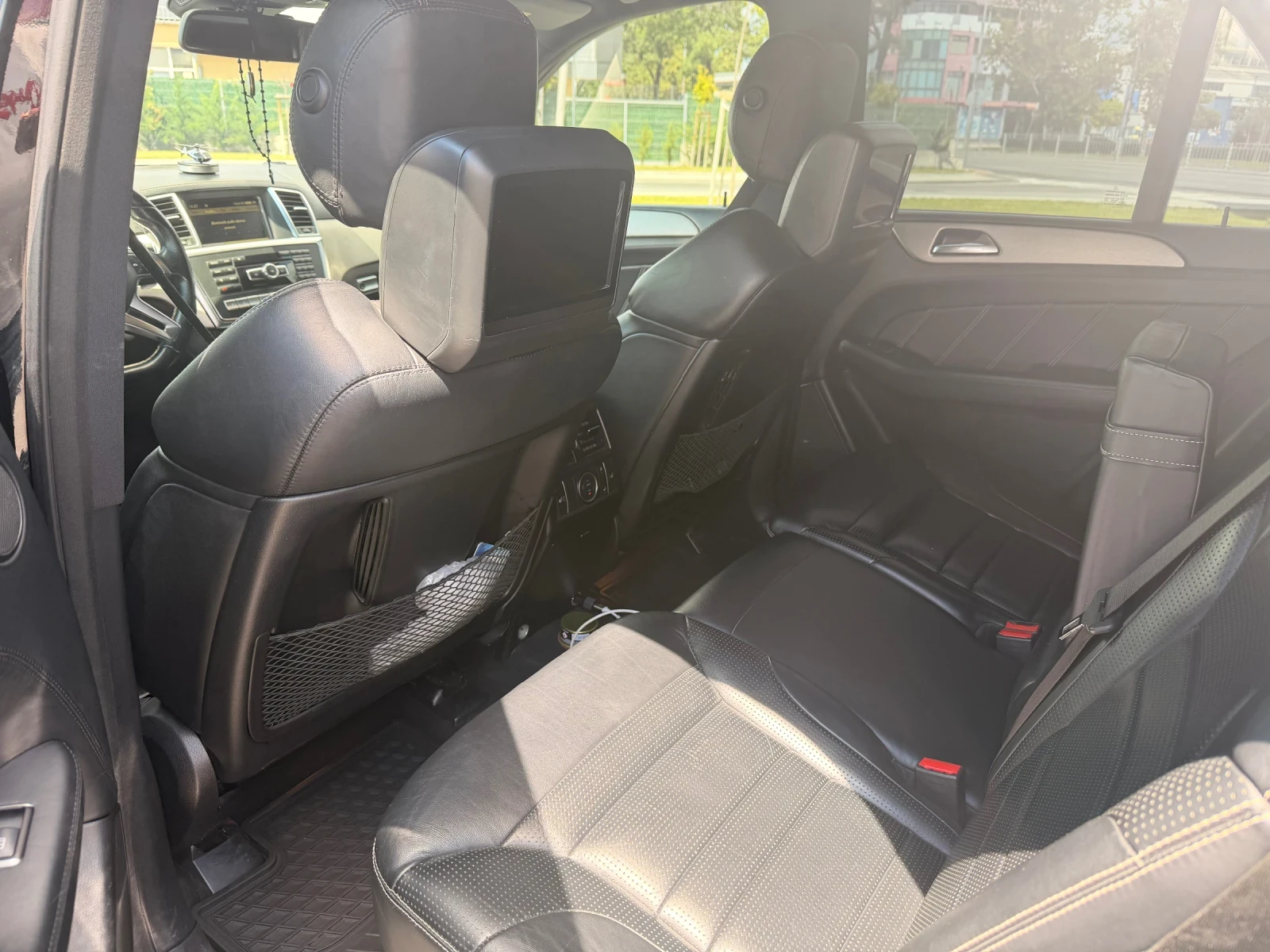 Mercedes-Benz ML 63 AMG Ml 63, снимка 14 - Автомобили и джипове - 55417976