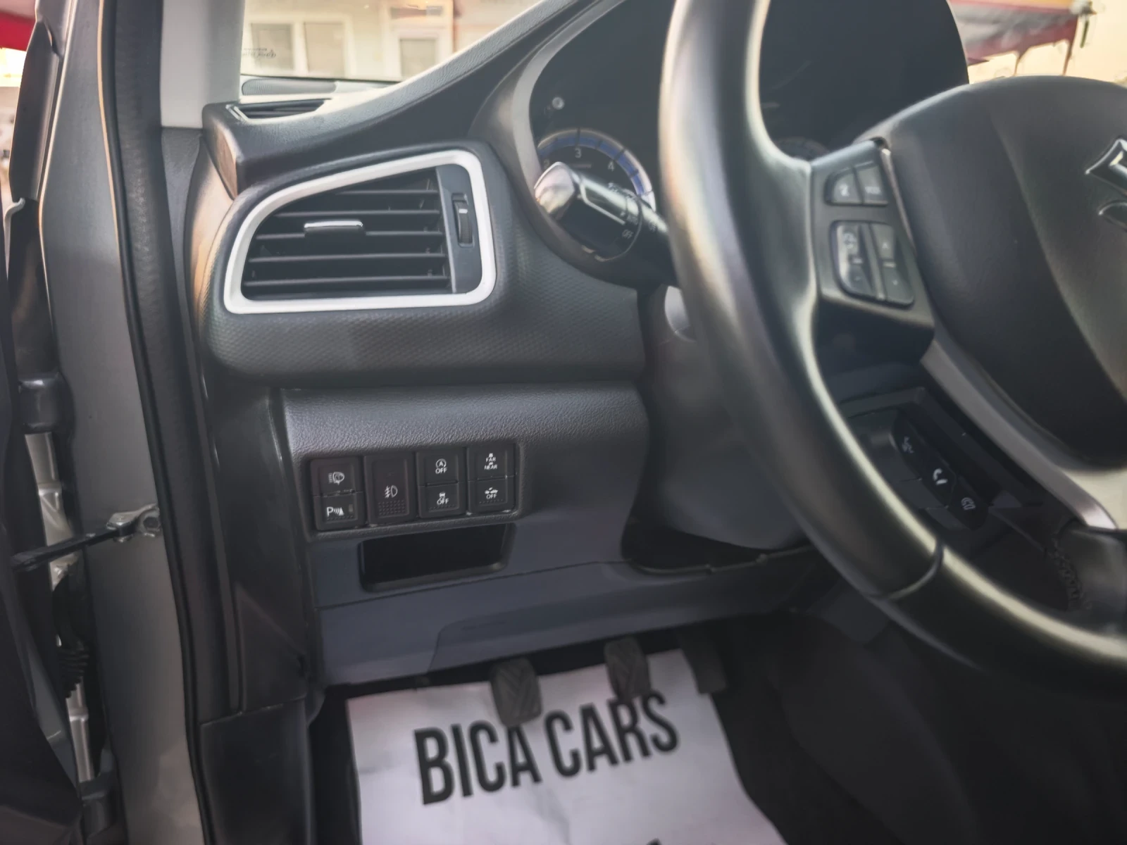 Suzuki SX4 S-Cross 1.6D, снимка 8 - Автомобили и джипове - 55725859