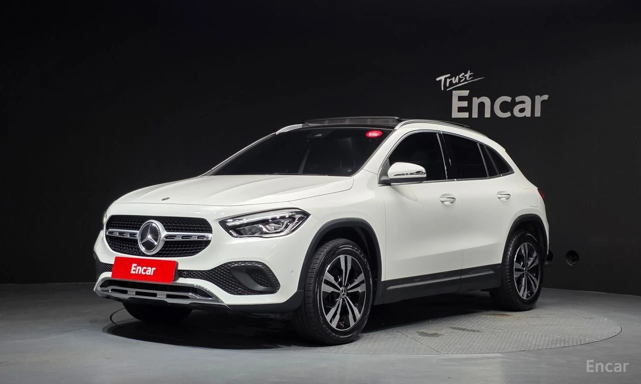 Mercedes-Benz GLA 220 ДИСТРОНИК* LANE* ASSIST* ПОДГРЕВ* КАМЕРА* 