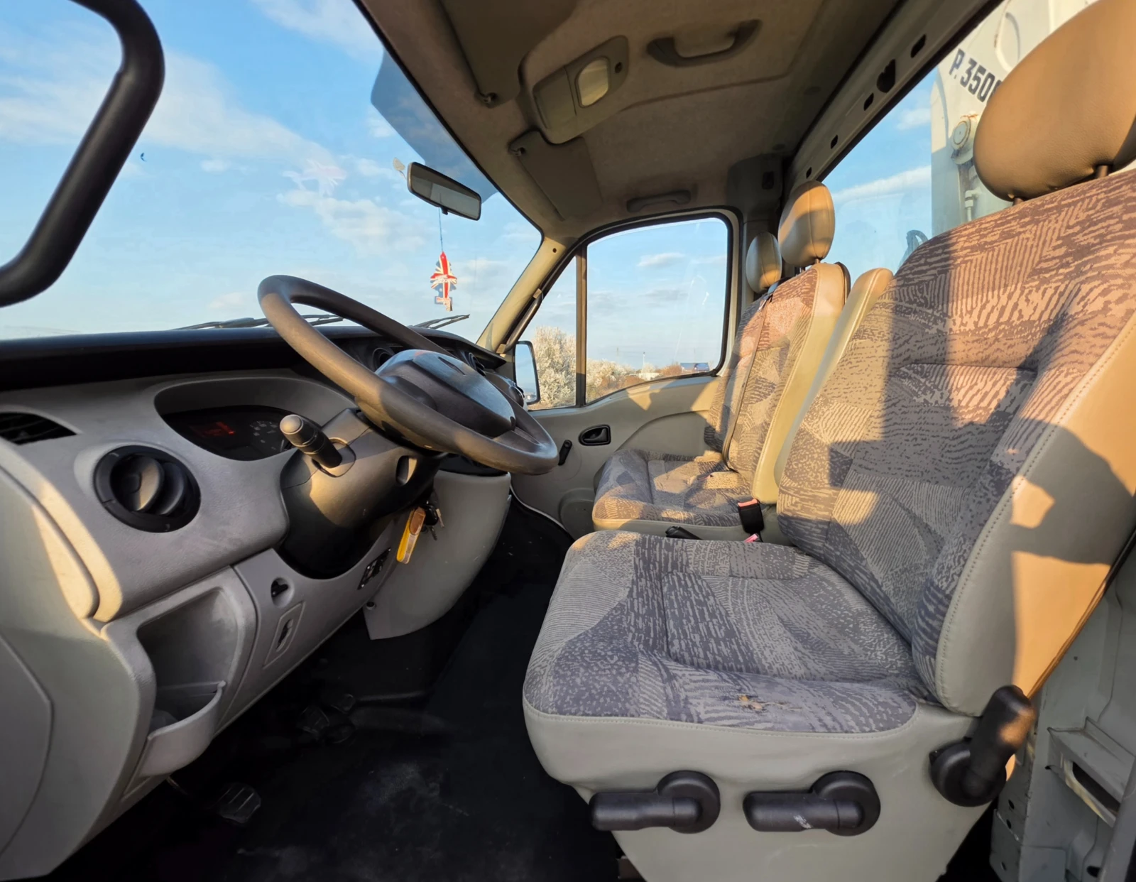 Renault Master 3.0dci 116кс до 3500кг, снимка 13 - Бусове и автобуси - 53979255