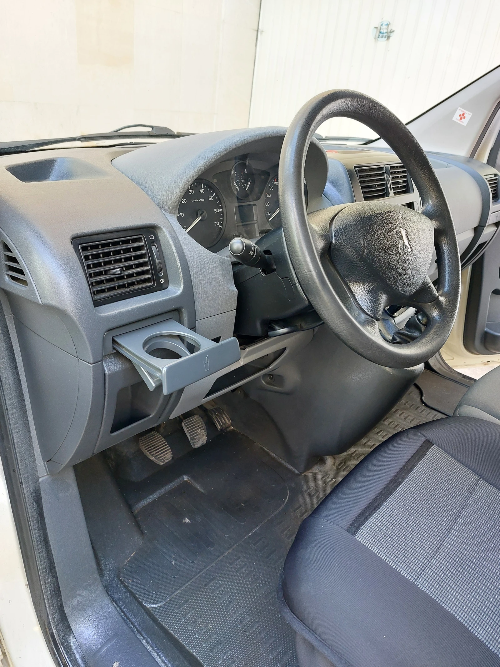 Peugeot Expert ����� ���� | Mobile.bg � ����������� 10