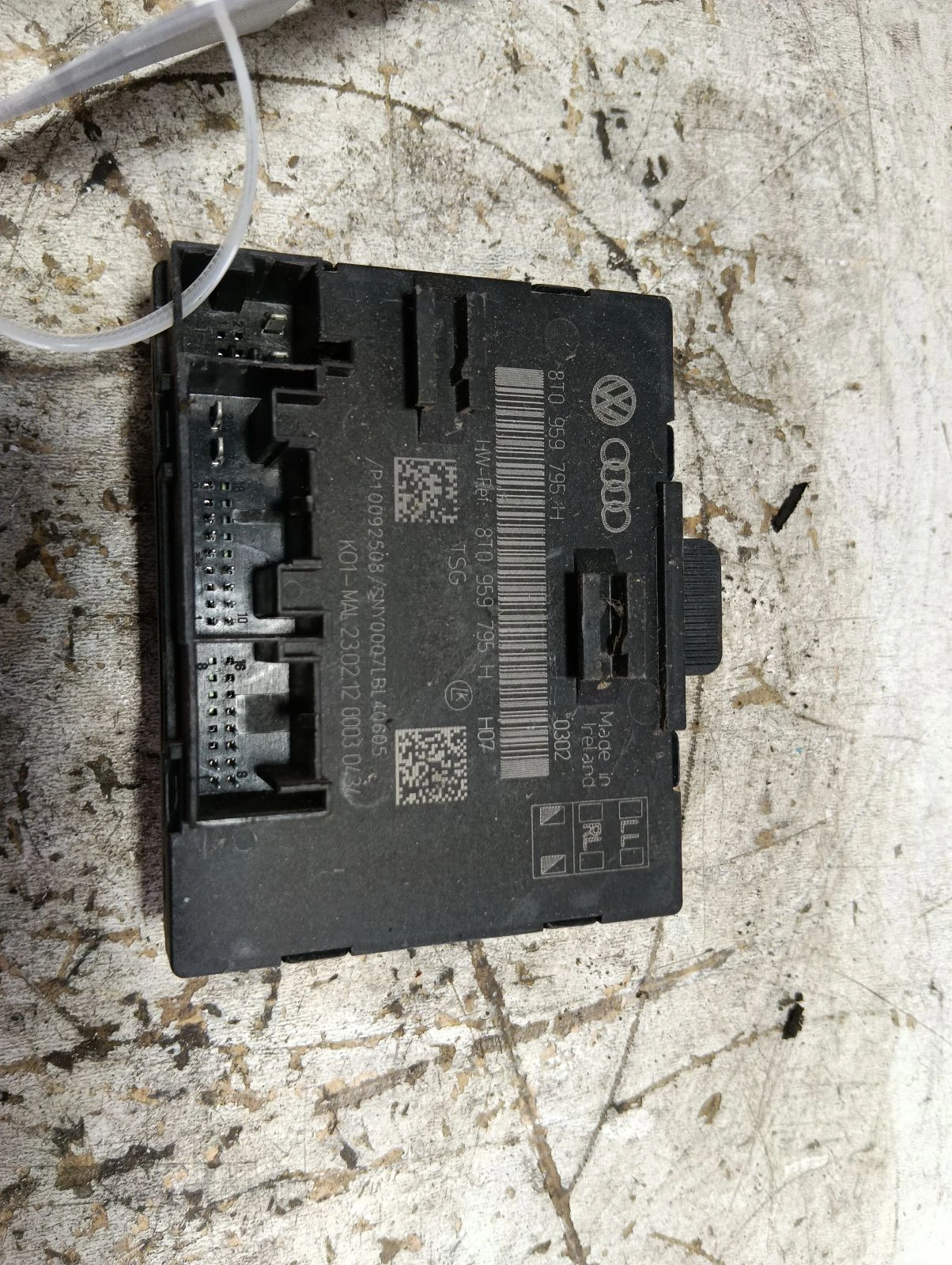 модул задна лява врата 8T0959795H Ауди А5 