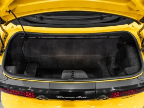 Pontiac Firebird Trans Am Collectors Edition, снимка 12