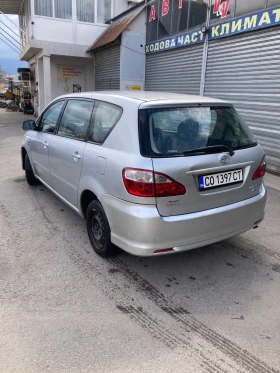Toyota Avensis verso, снимка 6