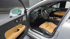Volvo S60 B5 Ultimate Bright* HUD* 360* МАСАЖИ* КОЖА* ПАНО, снимка 8