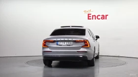 Volvo S60 B5 Ultimate Bright* HUD* 360* МАСАЖИ* КОЖА* ПАНО, снимка 4