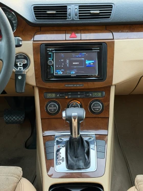 VW Passat 2.0TDI HIGHLINE АВТОМАТ ИТАЛИЯ, снимка 13