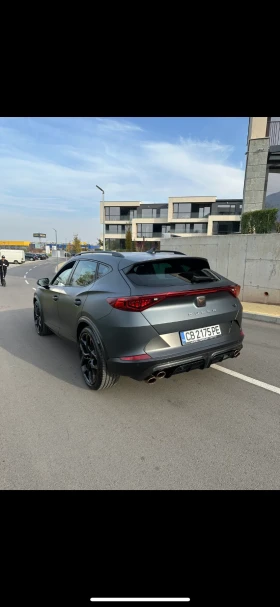 Cupra Formentor VZ5 / 2.5 TFSI Carbon - Гаранционна, снимка 2