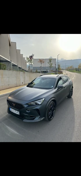 Cupra Formentor VZ5 / 2.5 TFSI Carbon - Гаранционна, снимка 1