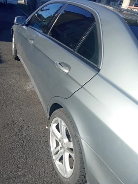 Обява за продажба на Mercedes-Benz E 200 ~13 200 лв. - изображение 2 | Auto.bg Обява за продажба на Mercedes-Benz E 200 ~13 200 лв. - изображение 2