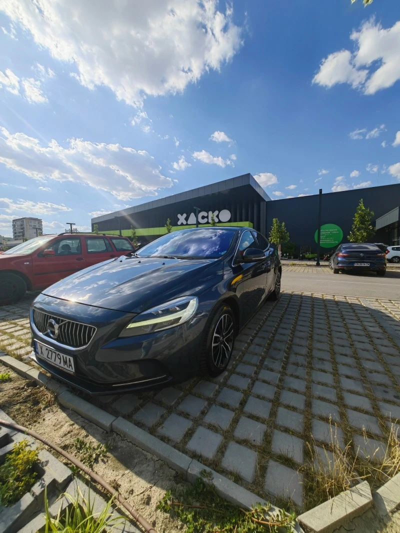 Volvo V40 D2, снимка 9 - Автомобили и джипове - 47540895