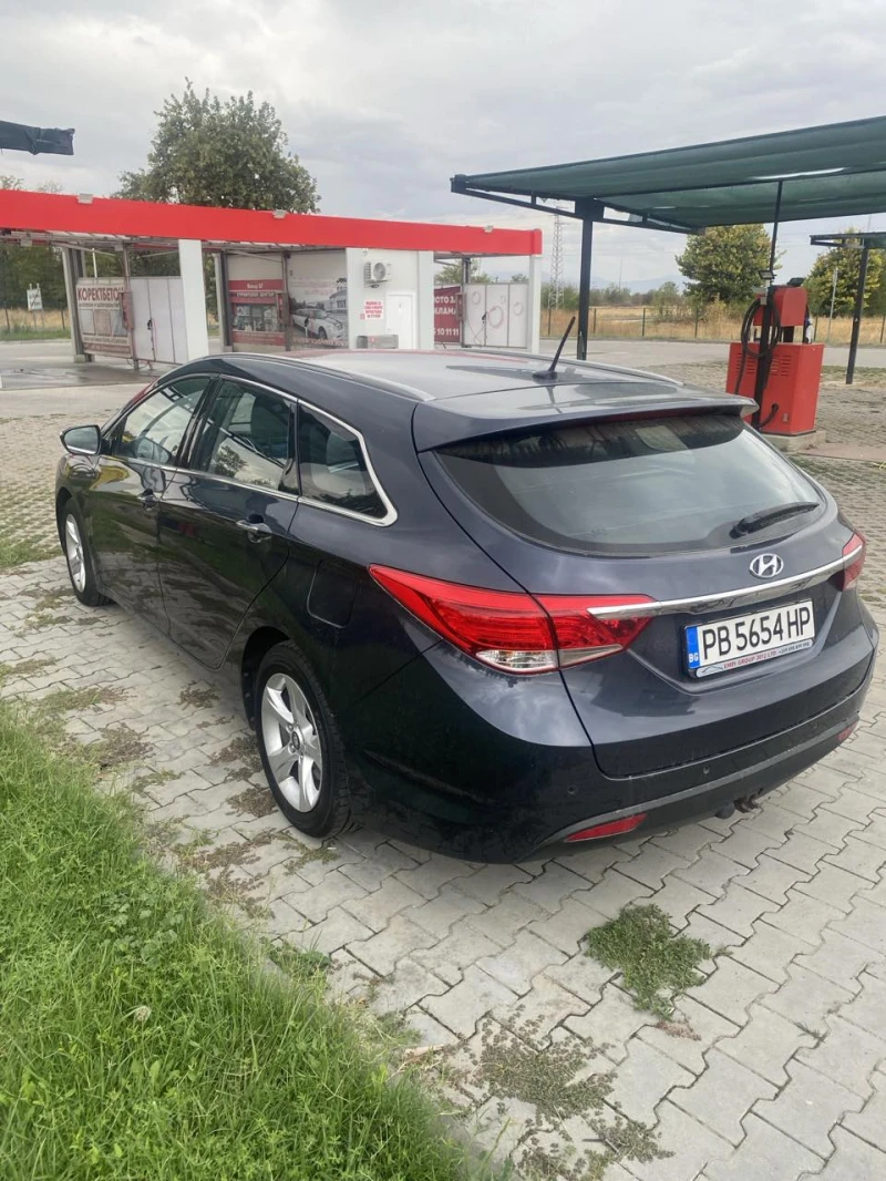 Hyundai I40 Комби, снимка 4 - Автомобили и джипове - 48201617