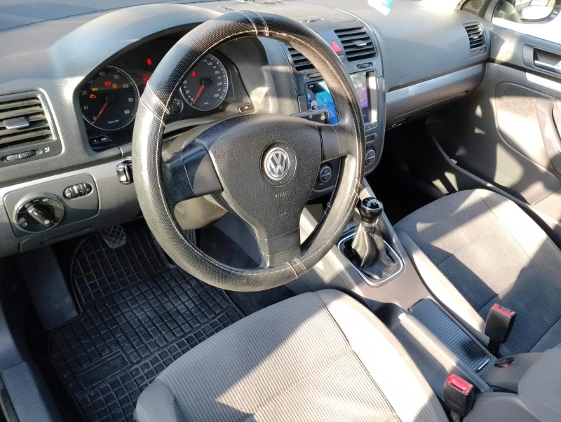 VW Jetta, снимка 7 - Автомобили и джипове - 47334386