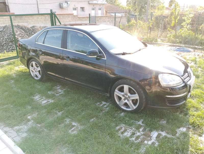 VW Jetta, снимка 13 - Автомобили и джипове - 47334386