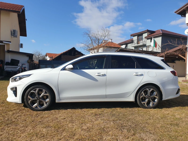 Kia Ceed 1.6 crdi Exclusive, снимка 2 - Автомобили и джипове - 48629727