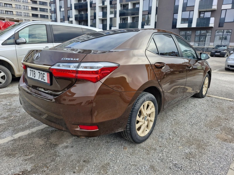 Toyota Corolla 1, 6 46000 km, снимка 12 - Автомобили и джипове - 48997761