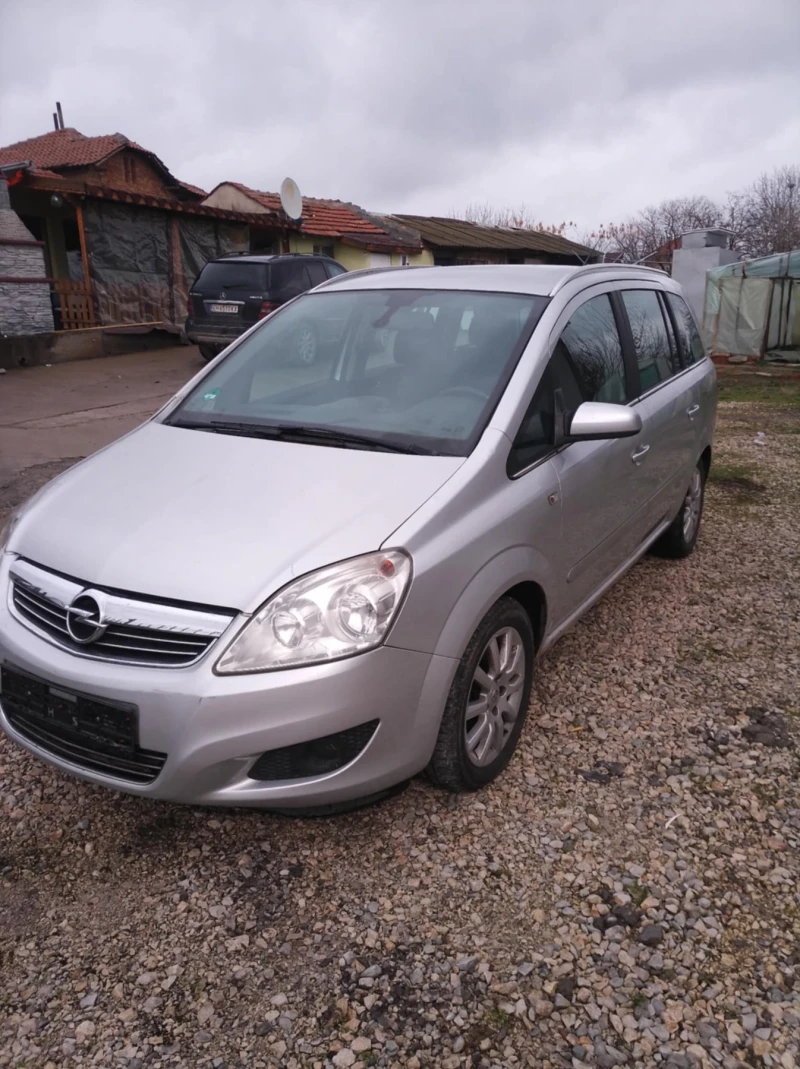 Opel Zafira 1.9dtci  face 6скорости 7места  клима, снимка 5 - Автомобили и джипове - 49394650