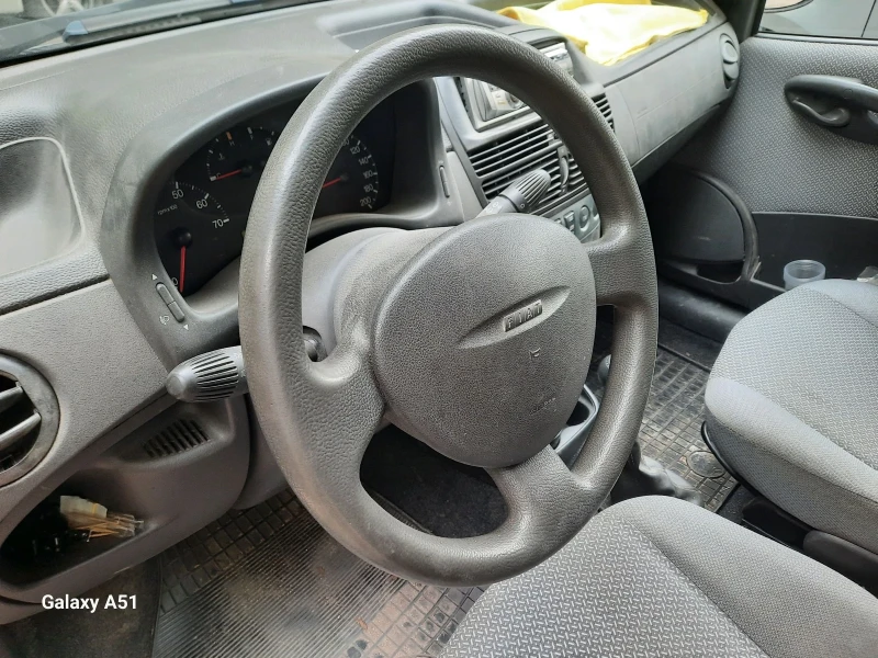 Fiat Punto 1.2 Бензин, КЛИМАТИК , снимка 9 - Автомобили и джипове - 51500064