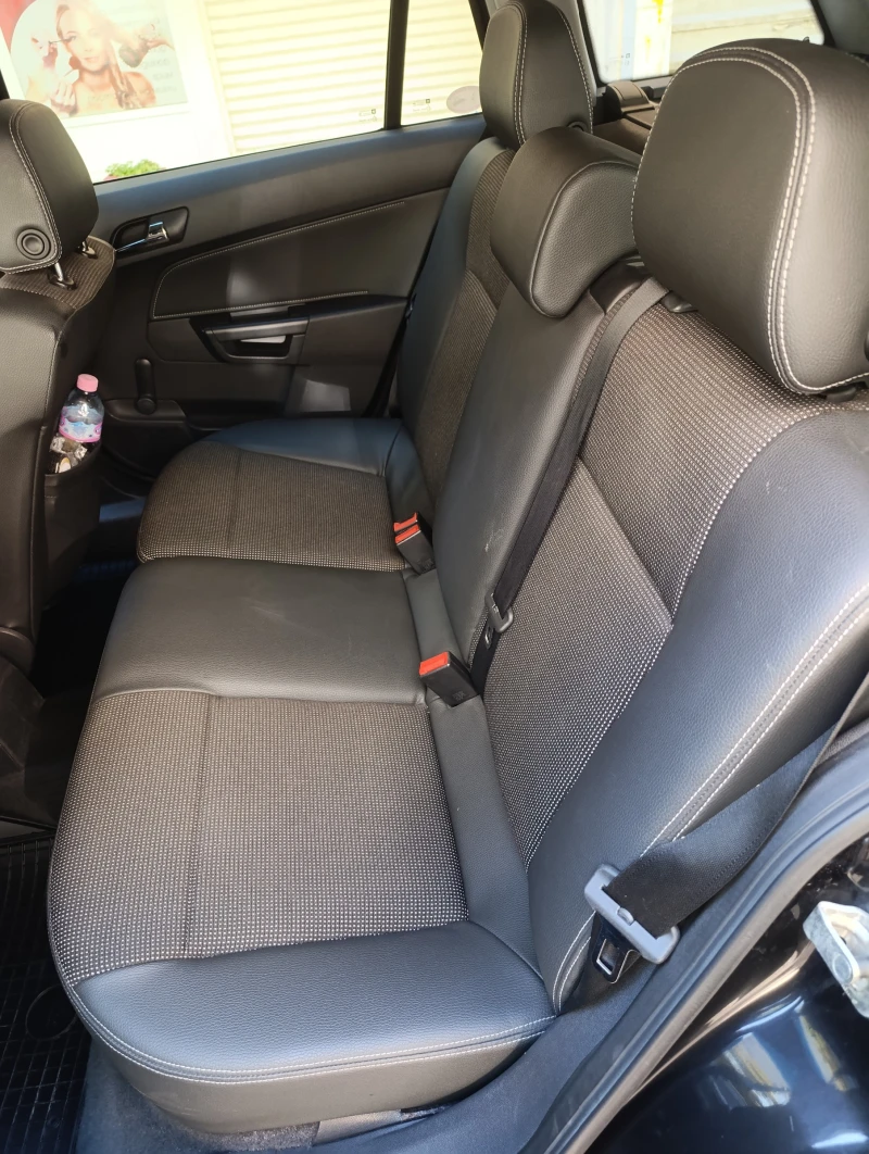 Opel Astra, снимка 10 - Автомобили и джипове - 52213095