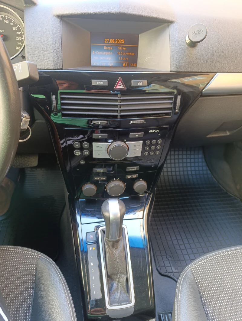 Opel Astra, снимка 5 - Автомобили и джипове - 52213095