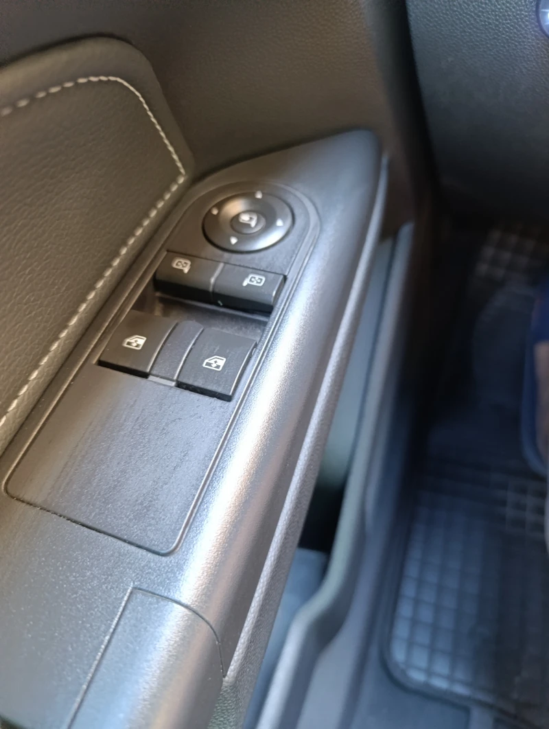 Opel Astra, снимка 9 - Автомобили и джипове - 52213095