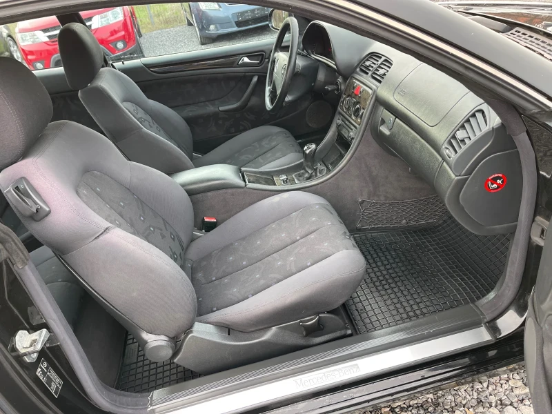 Mercedes-Benz CLK 200 Компресор, 2 комплекта гуми, Вс.платено за 1г., снимка 10 - Автомобили и джипове - 52631406