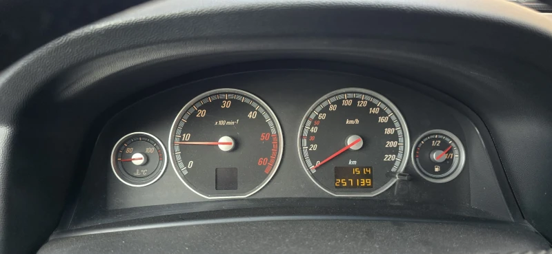 Opel Vectra 2.2 GTS, снимка 7 - Автомобили и джипове - 52633566