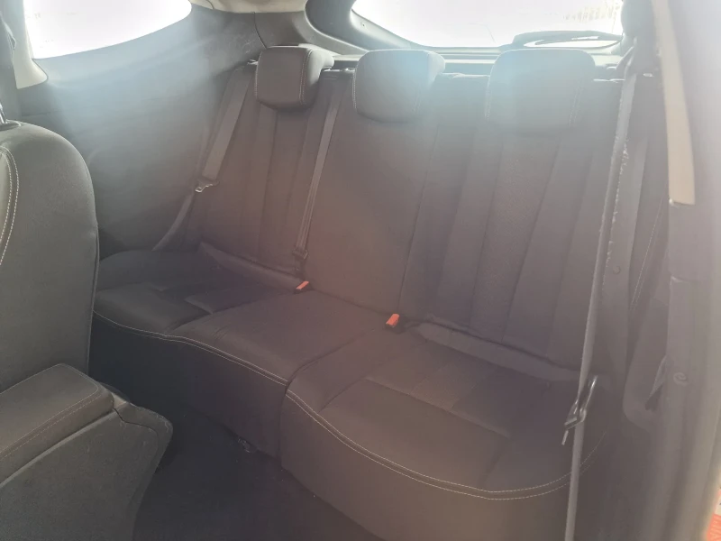 Renault Megane 1.6 110kc GPL, снимка 10 - Автомобили и джипове - 53221632