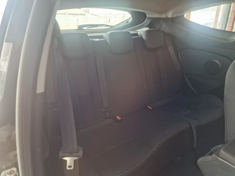 Renault Megane 1.6 110kc GPL, снимка 8 - Автомобили и джипове - 53221632