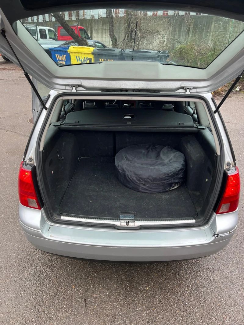 VW Bora, снимка 10 - Автомобили и джипове - 53292593