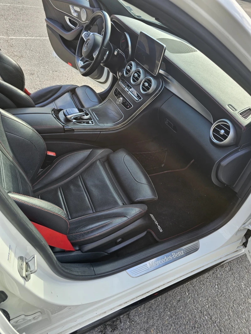 Mercedes-Benz C 450 AMG, снимка 11 - Автомобили и джипове - 53437450