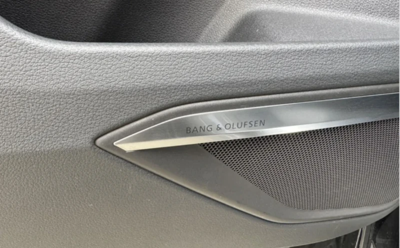 Audi E-Tron, снимка 12 - Автомобили и джипове - 53446645