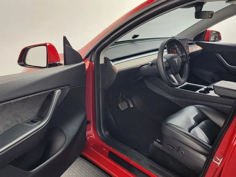 Tesla Model Y Dual Motor Long Range AWD, снимка 10 - Автомобили и джипове - 54218097