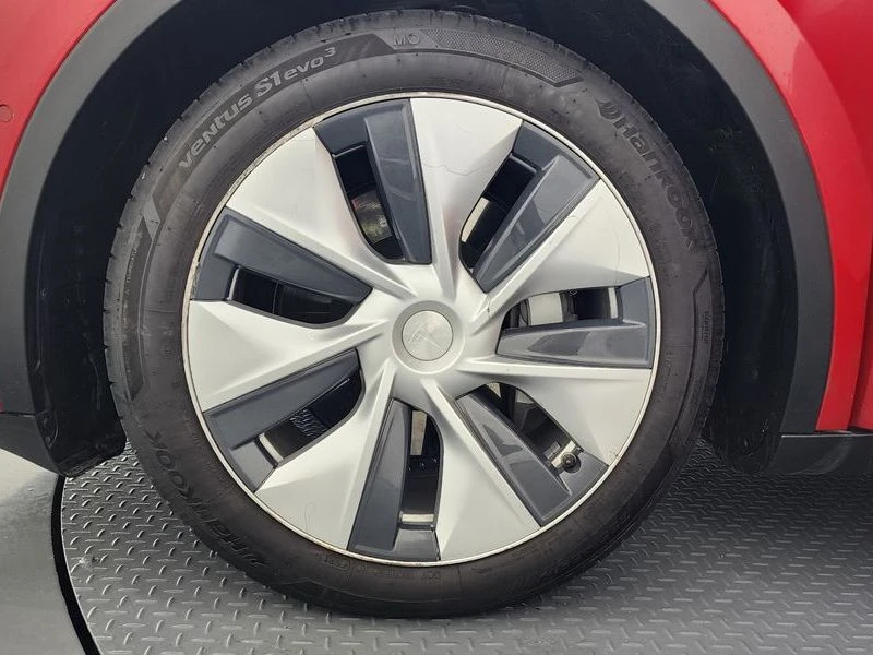 Tesla Model Y Dual Motor Long Range AWD, снимка 5 - Автомобили и джипове - 54218097