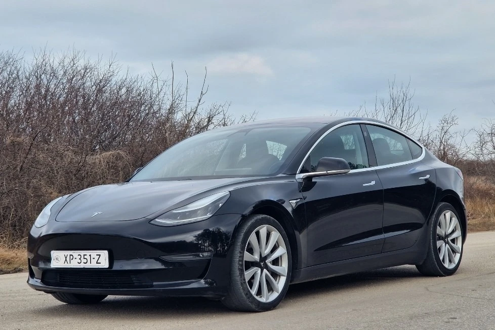 Tesla Model 3 Long Range, 4x4, Европейска - изображение 2