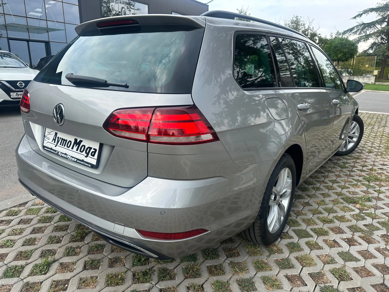 VW Golf 1.6 LED NAVI - изображение 5