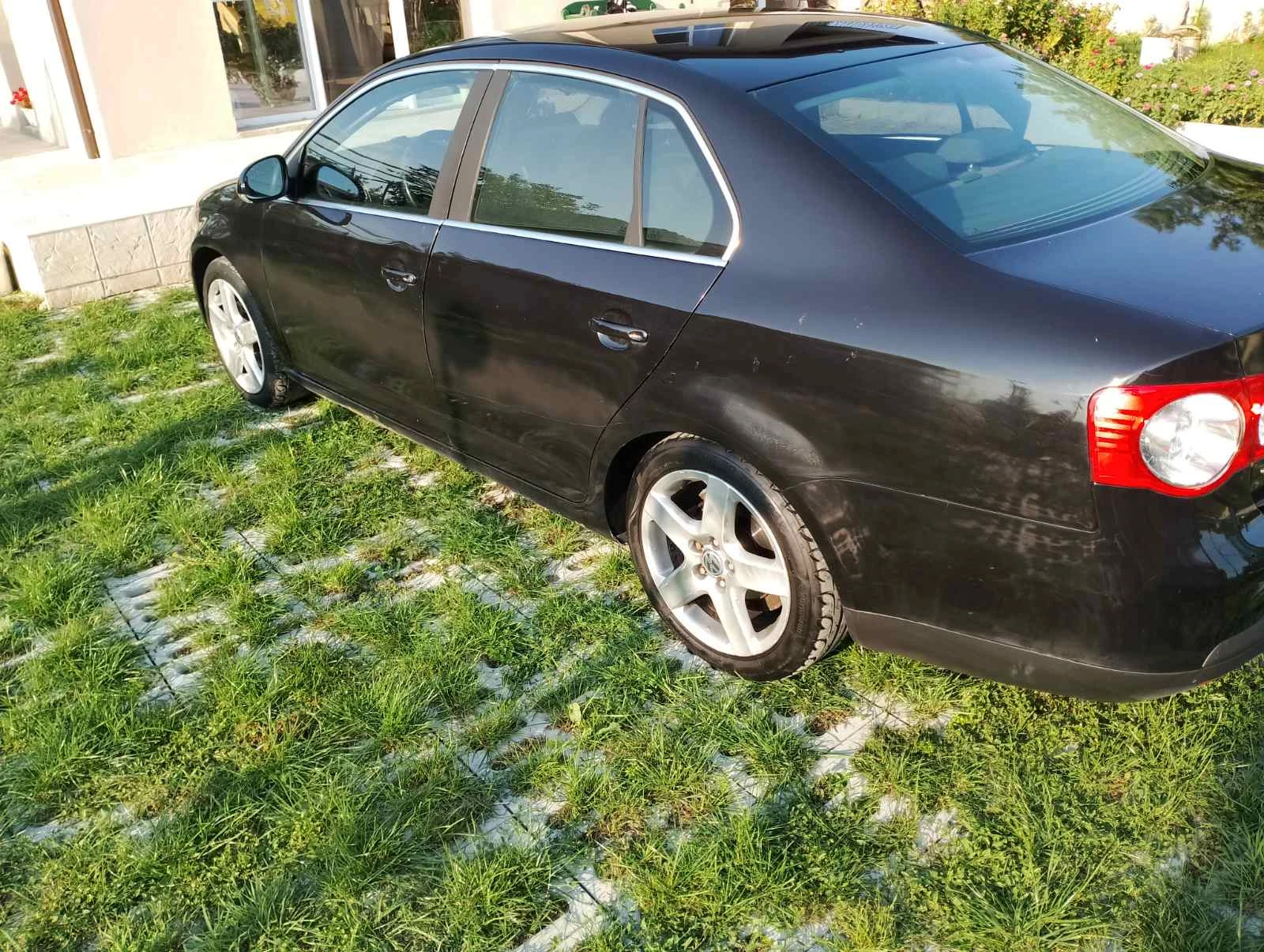 VW Jetta  - изображение 10