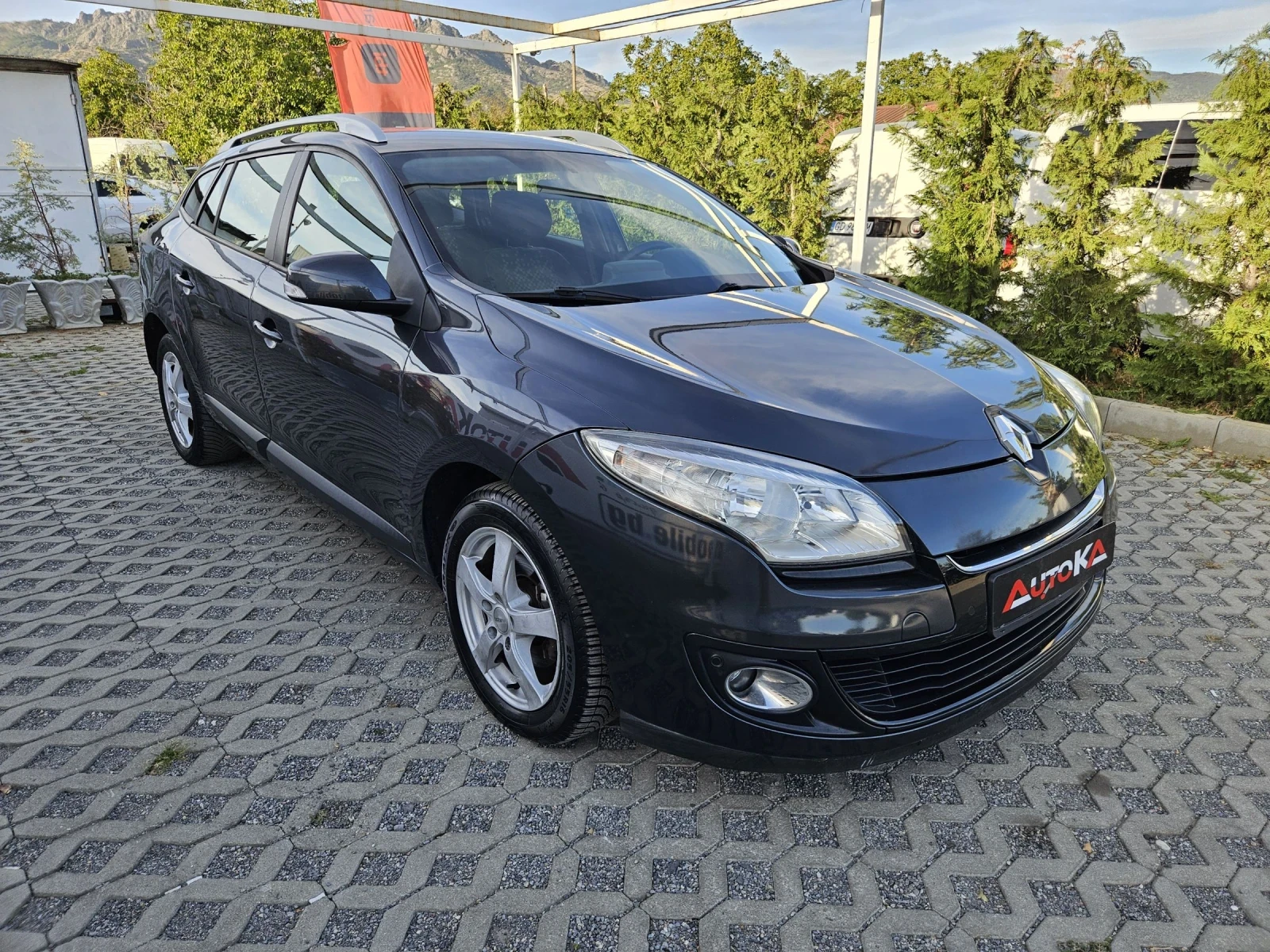 Renault Megane 1.5DCI-110kc= 6СКОРОСТИ= НАВИ - изображение 2