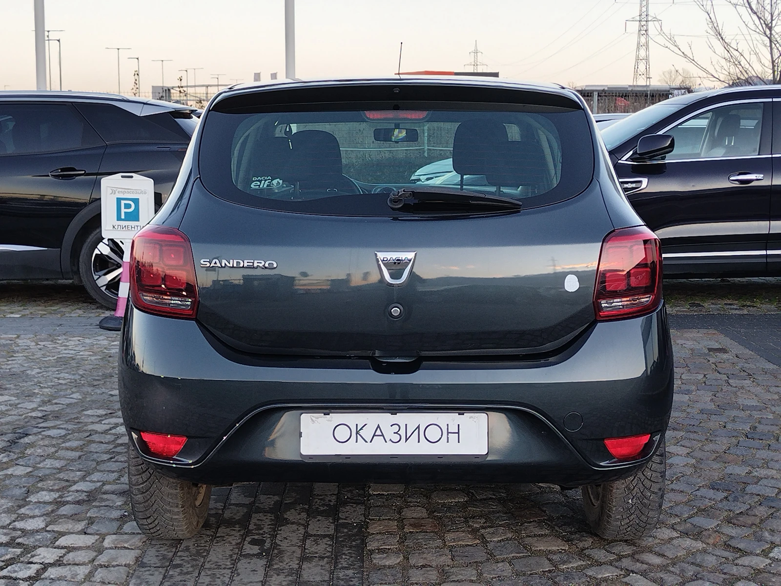 Dacia Sandero 1.0 SCe 73 к.с. Бензин Stop & Start BVM5 - изображение 6