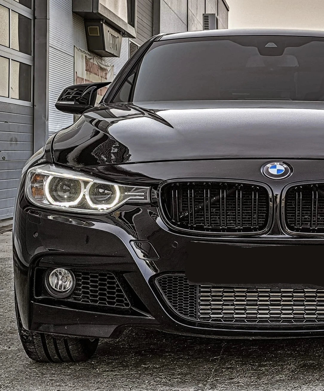 BMW 318 2.0D  F30 - изображение 3