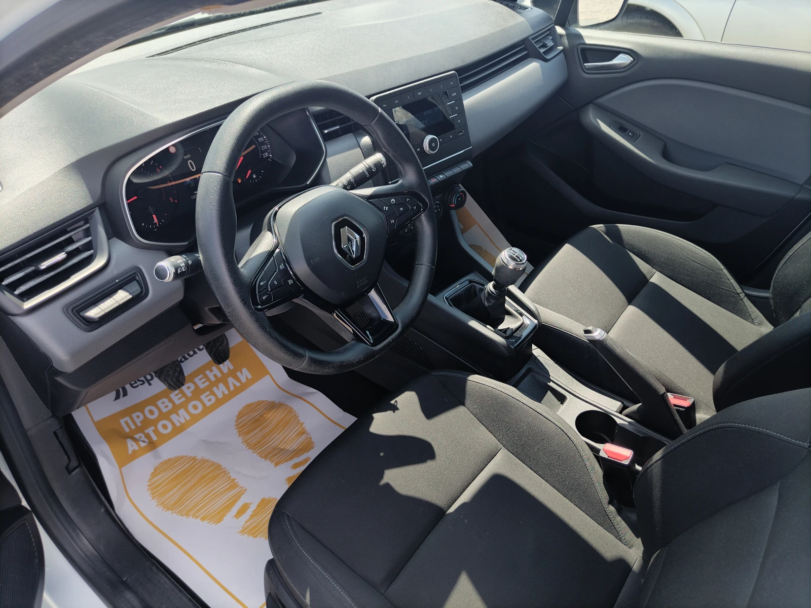 Renault Clio 1.0TCe/ 100к.с./Life - изображение 10