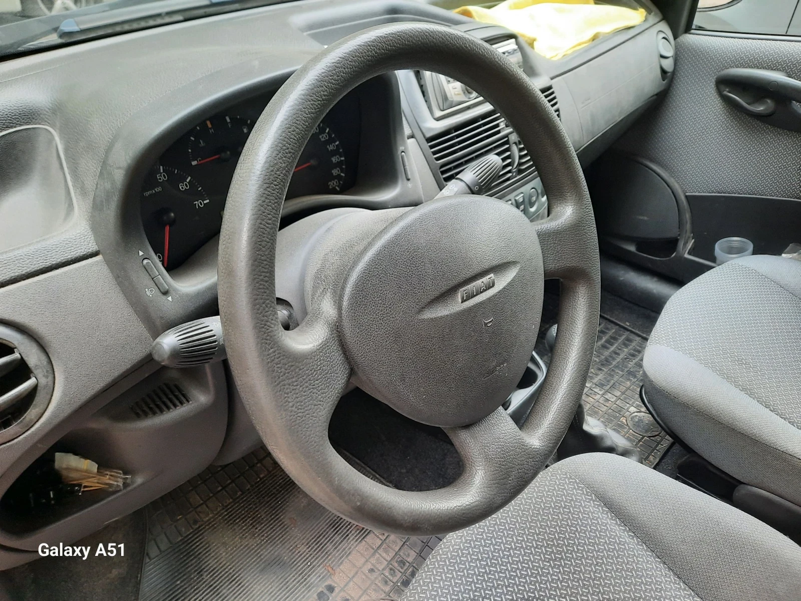 Fiat Punto 1.2 Бензин, КЛИМАТИК  - изображение 9