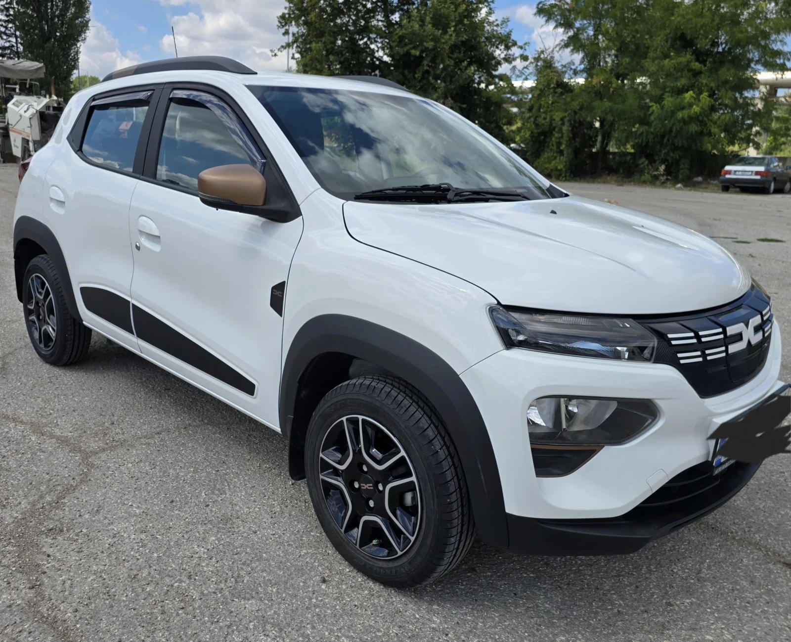 Dacia Spring Extreme 65 k.c. 3200km - изображение 3