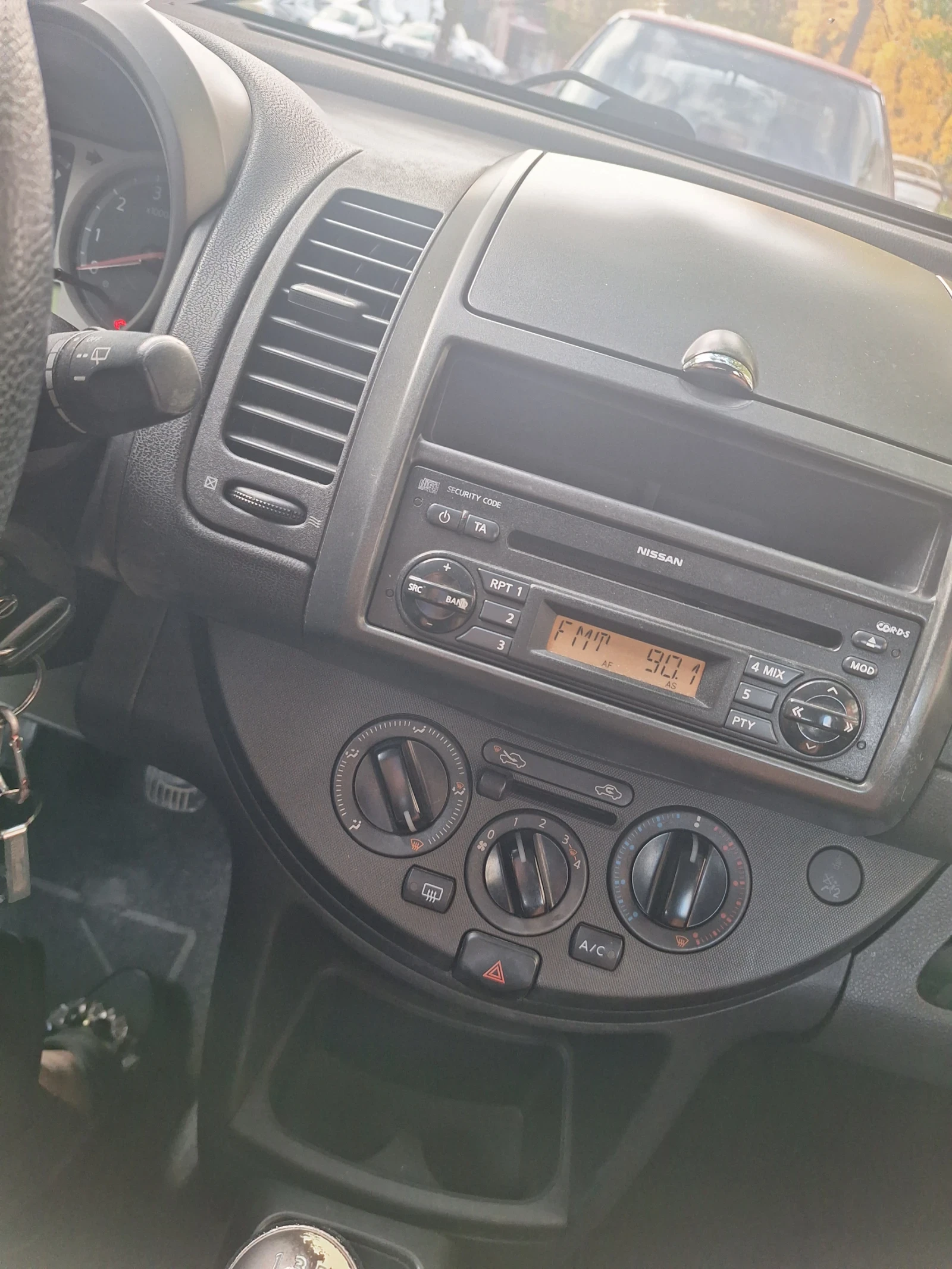 Nissan Note  - изображение 6