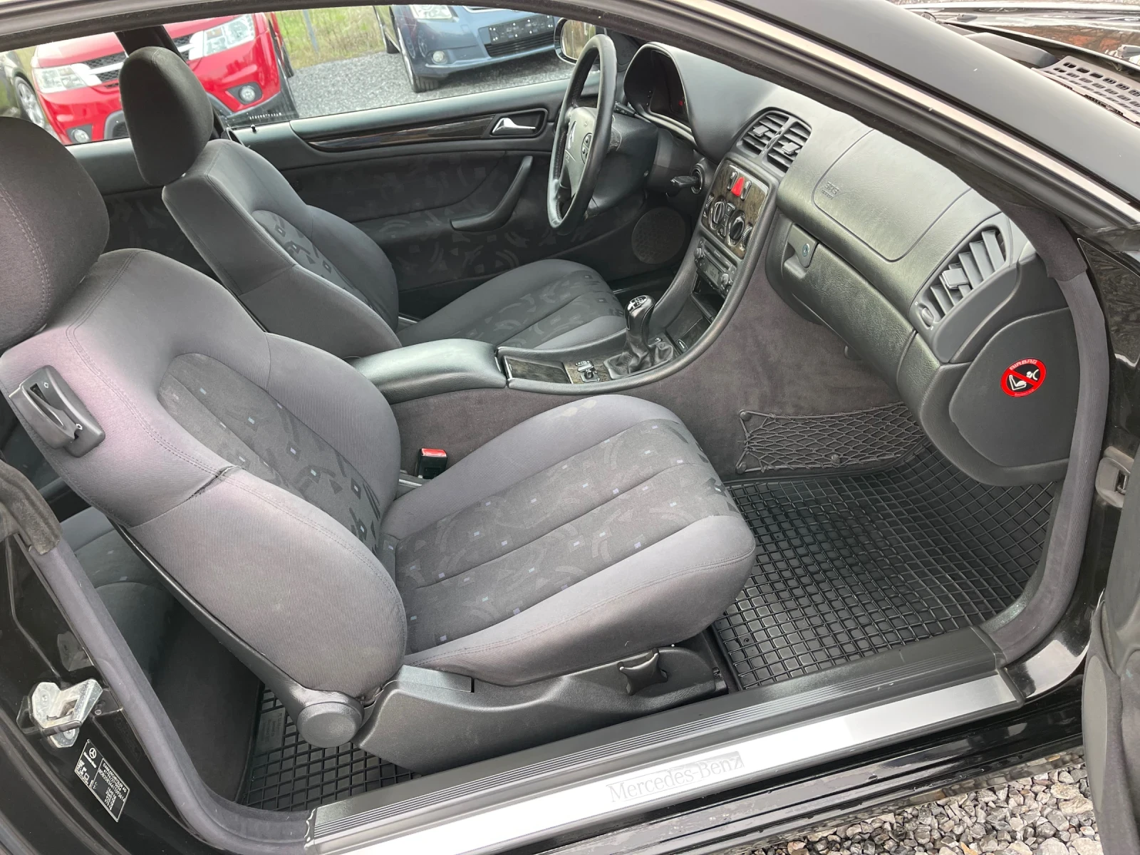 Mercedes-Benz CLK 200 Компресор, 2 комплекта гуми, Вс.платено за 1г. - изображение 10