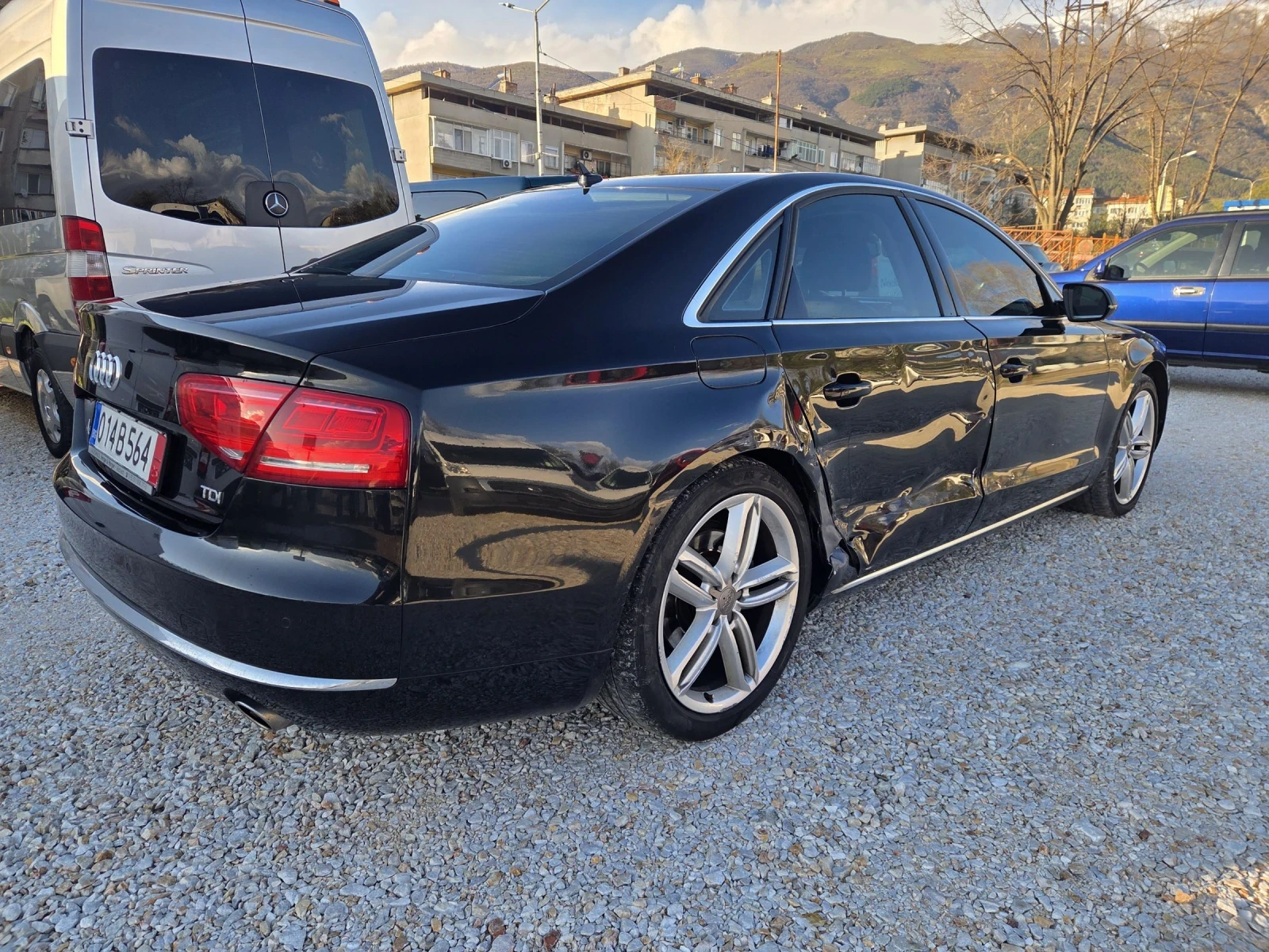 Audi A8 3.0tdi., снимка 4 - Автомобили и джипове - 54151235
