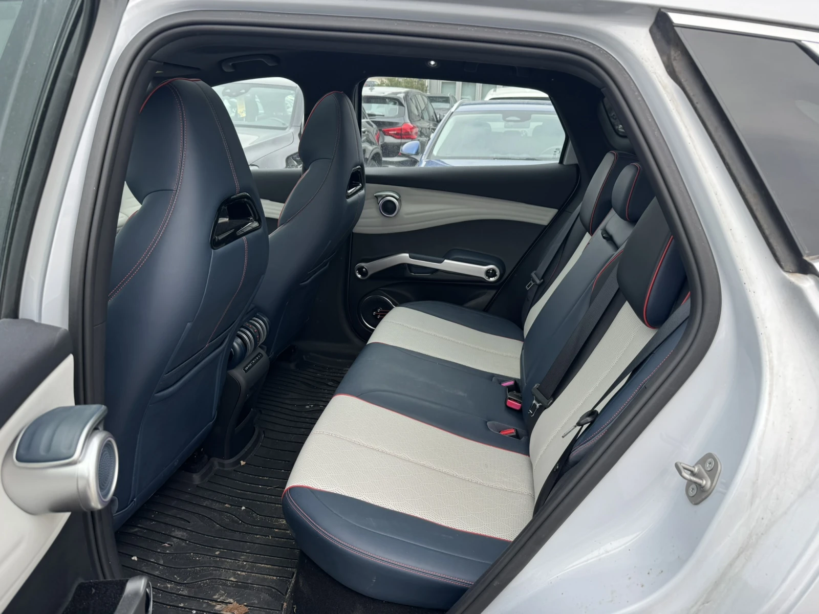 BYD Atto3 Design 60kW, снимка 12 - Автомобили и джипове - 54218097