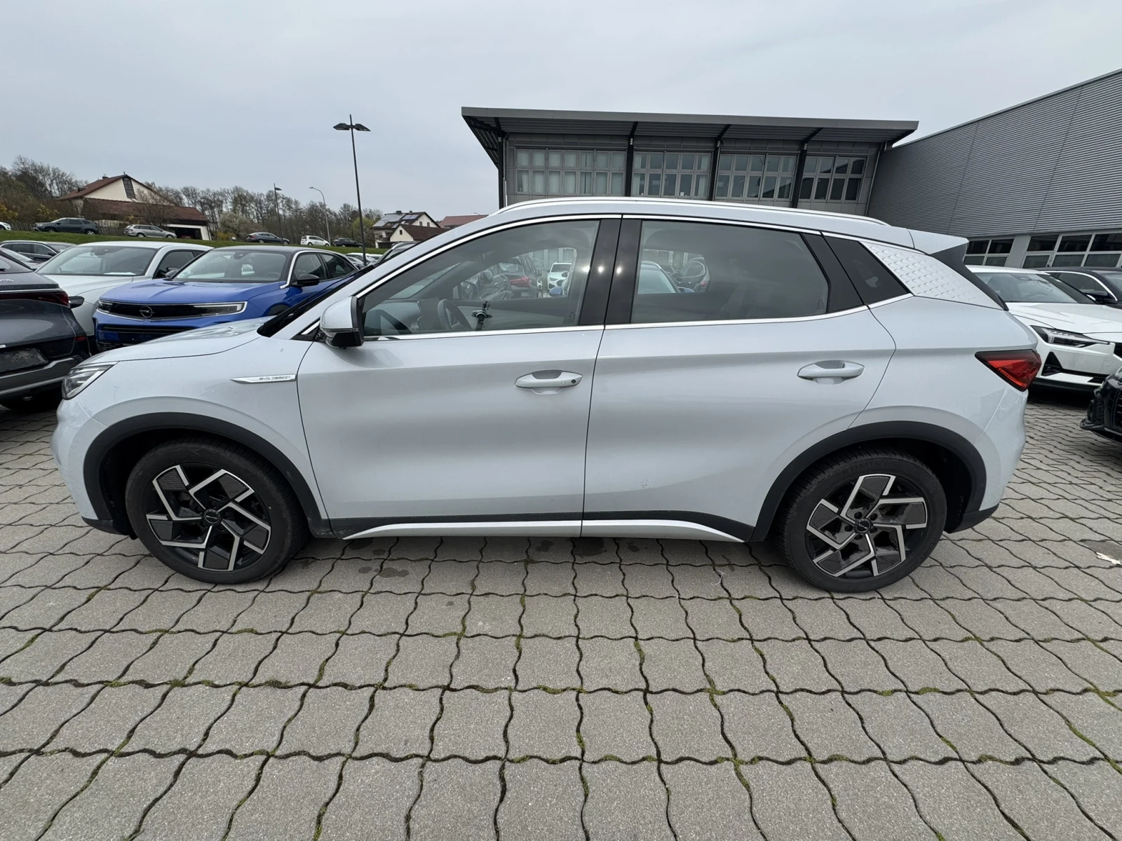 BYD Atto3 Design 60kW, снимка 2 - Автомобили и джипове - 54218097