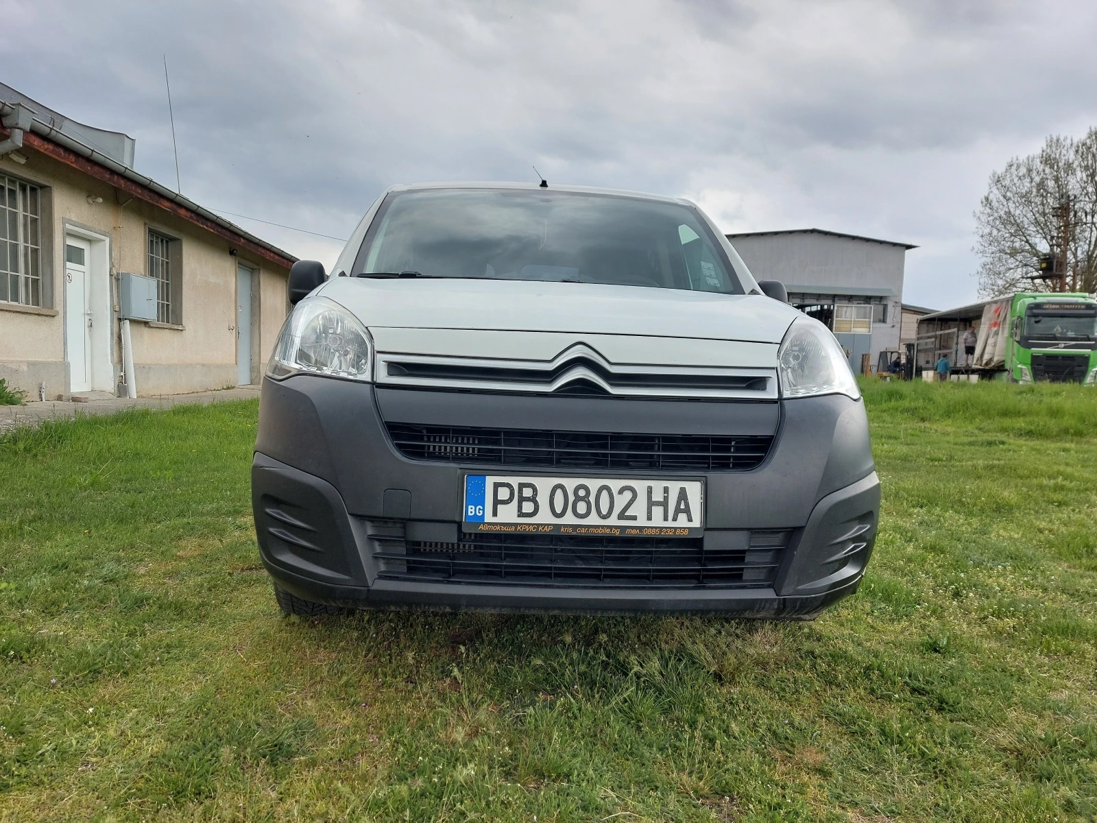 Citroen Berlingo, снимка 8 - Автомобили и джипове - 54268733